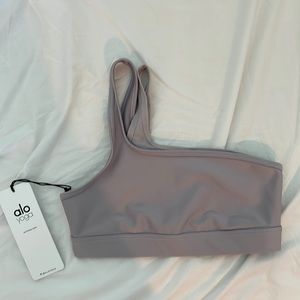 ✨NWT✨Alo Yoga Airlift Excite Bra, XS